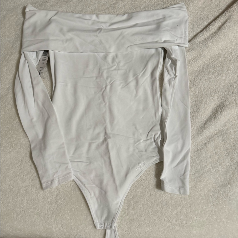 ARITZIA brand new never worn white off shoulder bodysuit